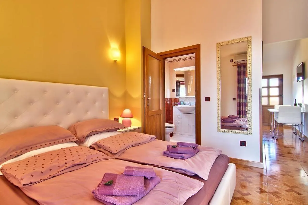 Apartments Cvek Rovinj