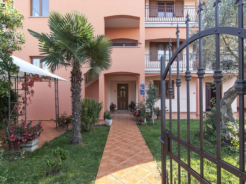 Apartments Cvek Rovinj